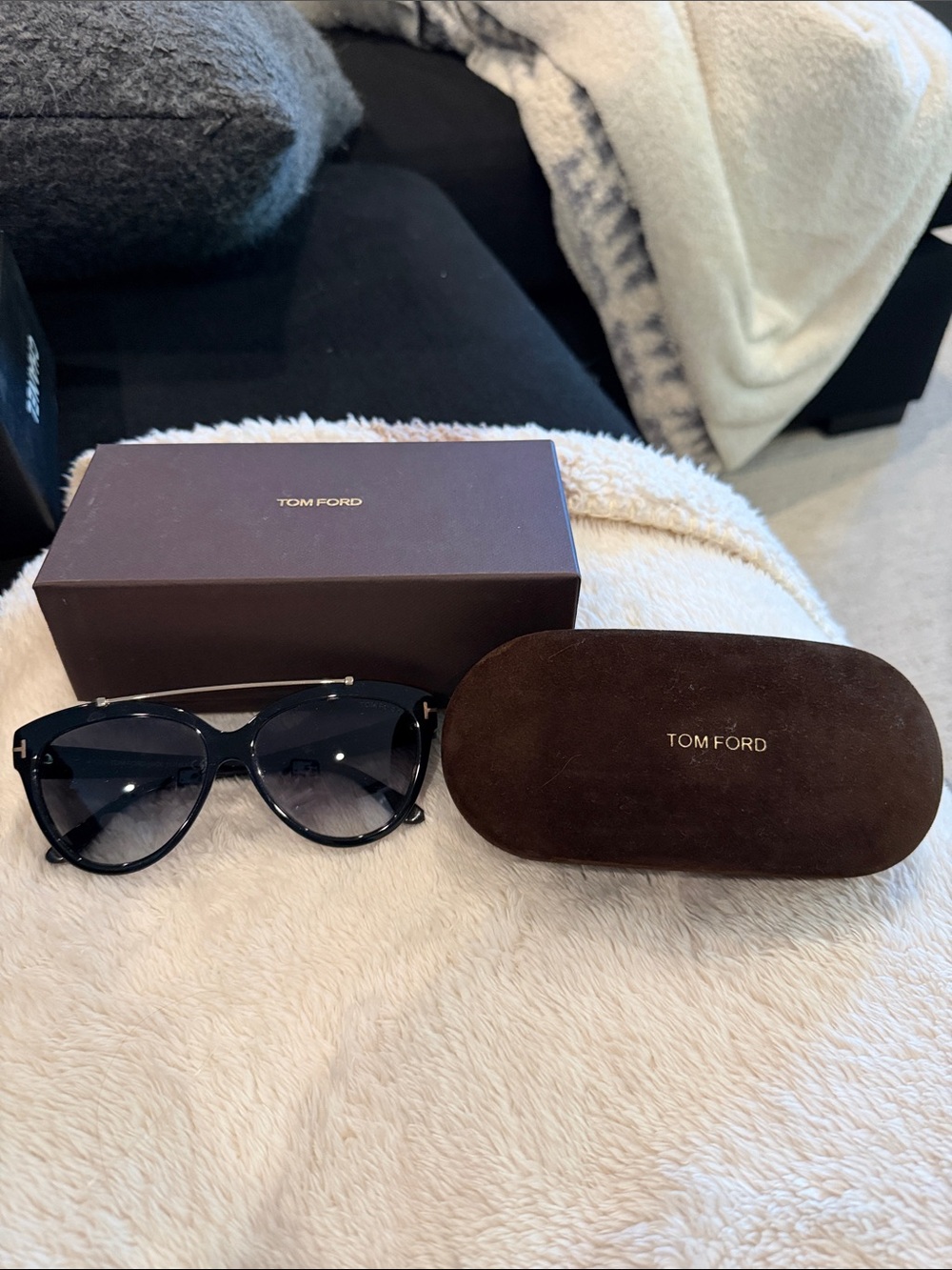 Tom Ford Women’s Black Gradient Cat-Eye Sunglasses with Brown Case